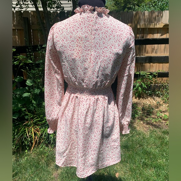 Senlis Julia Smocked Long Sleeve Dress - Picture 13 of 14